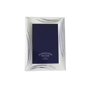 PORTA RETRATO DE METAL NA FRENTE E COSTA AVELUDADA COM PÉ GRAVATA 10X15 CM - MS026-C