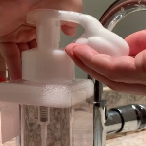 PORTA SABONETE LÍQUIDO ESPUMADOR COM PUMP PLASTICO 250ML - WC409624