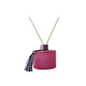 FRASCO DIFUSOR DE VIDRO REDONDO COM PENDENTE DECORATIVO 180ML - HD02003-PK