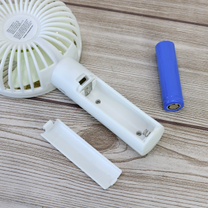 MINI VENTILADOR PORTÁTIL RECARREGÁVEL USB LED - A841-BR