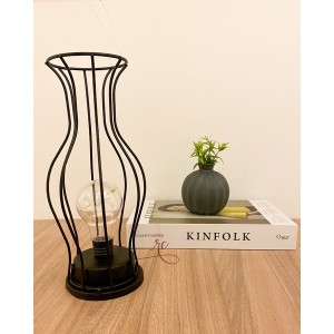 LUMINARIA DE MESA DECORATIVA DE METAL ARAMADA COM FIO DE LED 28CM - HD50223