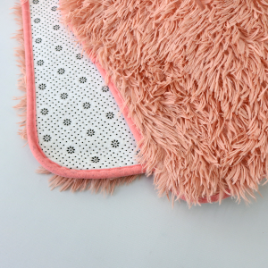 TAPETE FELPUDO DE POLIESTER 40X60CM - TAP0005-RS