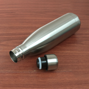 GARRAFA ISOTÉRMICA DE INOX PINTURA COM BRILHO 480ML - GDR0300-PTA2