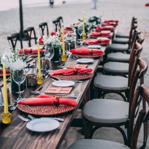 CASTIÇAL NA COR AMBAR DE VIDRO SODO CÁLCICO 6X7CM - CA16247