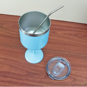 TAÇA INOX COM TAMPA DE PLÁSTICO E CANUDO DE INOX 550ML - GDR1462-AZ