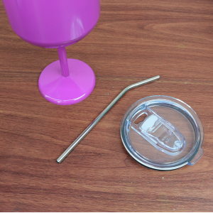 TAÇA INOX COM TAMPA DE PLÁSTICO E CANUDO DE INOX 550ML - GDR1462-PK