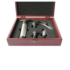KIT VINHO COM 5 ACESSÓRIOS NO ESTOJO DE MADEIRA - XH3001