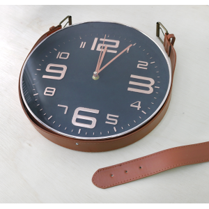 RELOGIO DE PAREDE DECORATIVO DE PLASTICO 30CM COM ALÇA DE AJUSTE - GDR0471-PTA