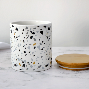 POTE DE PORCELANA COM TAMPA EM BAMBU E VEDAÇÃO DE SILICONE 12CM - HD01778-C