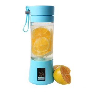 MINI LIQUIDIFICADOR DE PLÁSTICO COM 4 LÂMINAS E CARREGADOR USB 380ML - CA09569-AZ