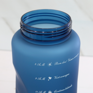 GARRAFA PLÁSTICA MOTIVACIONAL DE PLÁSTICO COM CANUDO 2 LITROS - HG79062-AZ