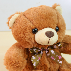 URSINHO DE PELÚCIA COM LAÇO DE POLIESTER 23CM - FC2700-MR