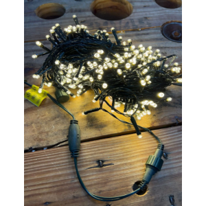 CORDÃO 100 LEDS FIXO WARM FIO VERDE TOM M/F USO INTERNO 127V - 19011